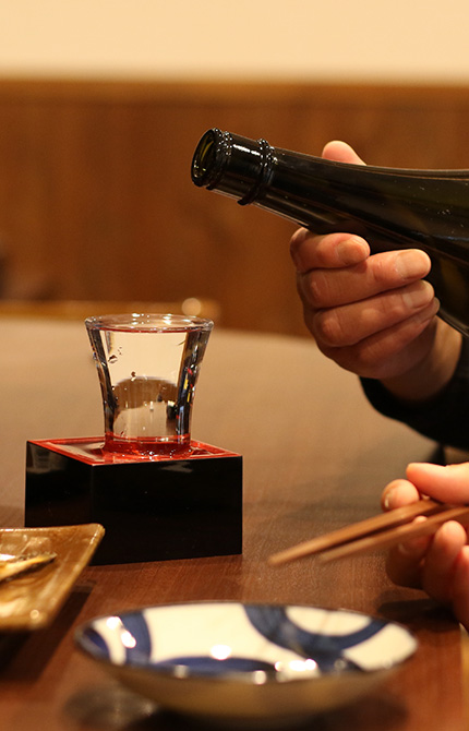 お酌